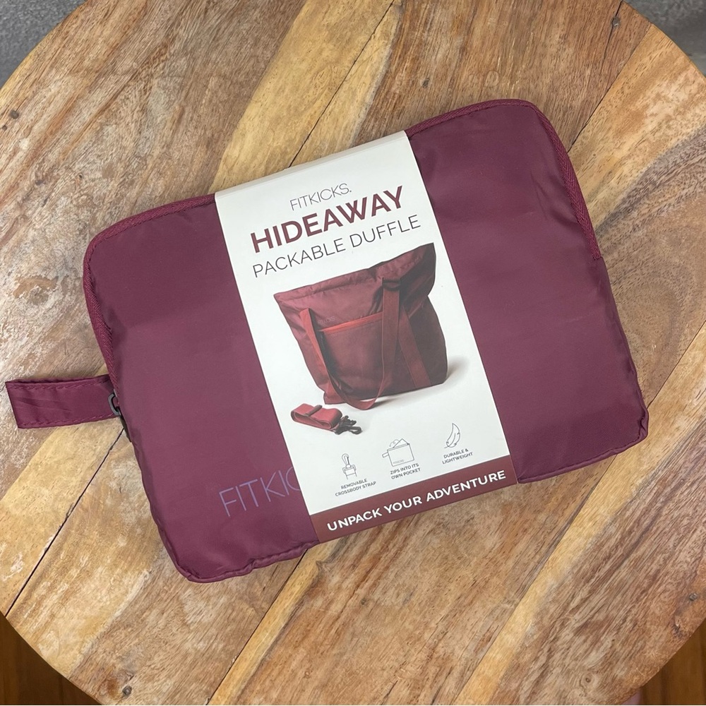 FITKICKS l Hideaway Packable Zipper Hiking Camping Outdoor Sport Travel Duffle